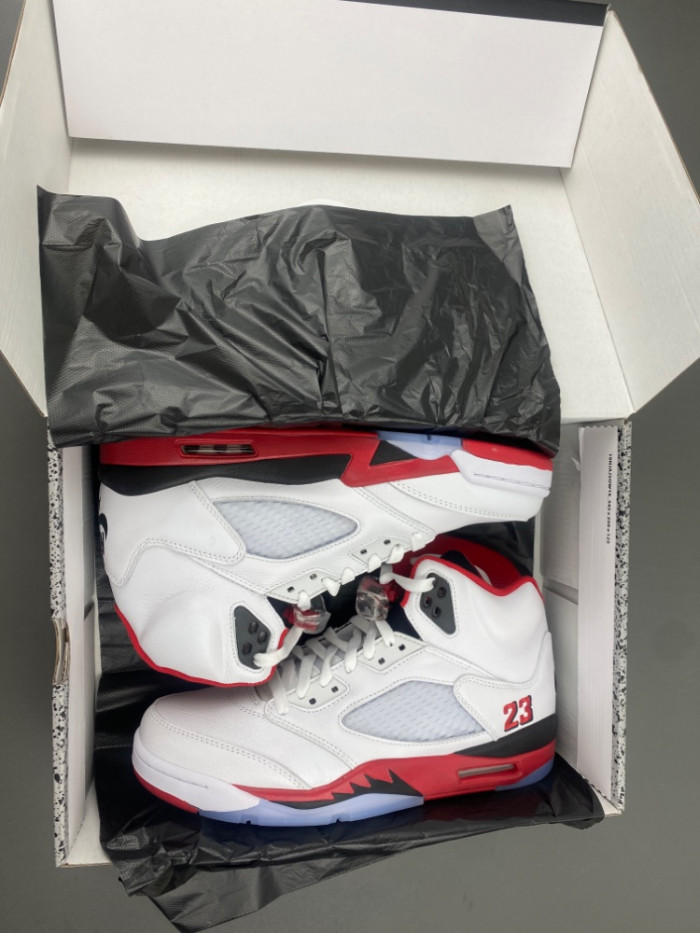 Air Jordan 5 Fire Red Black Tongue 2025 HQ7978-101