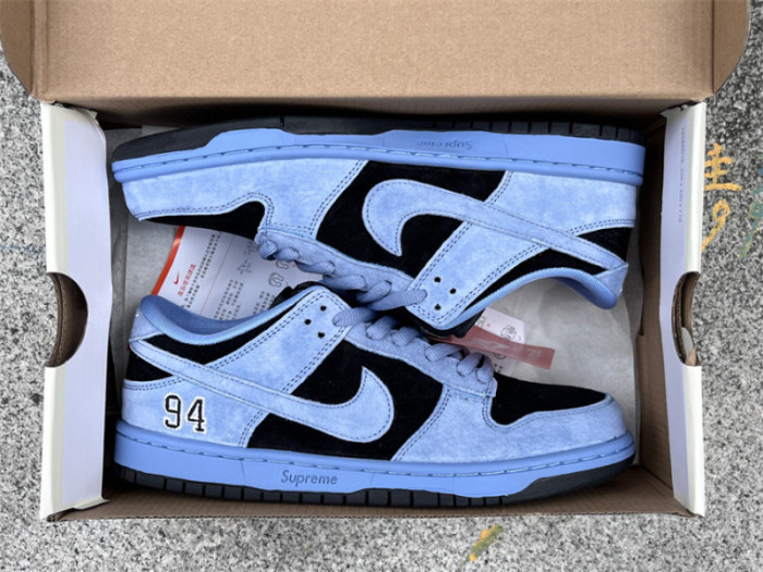 S*prem* x Nike SB Dunk Low Ocean Fog HQ8487-400