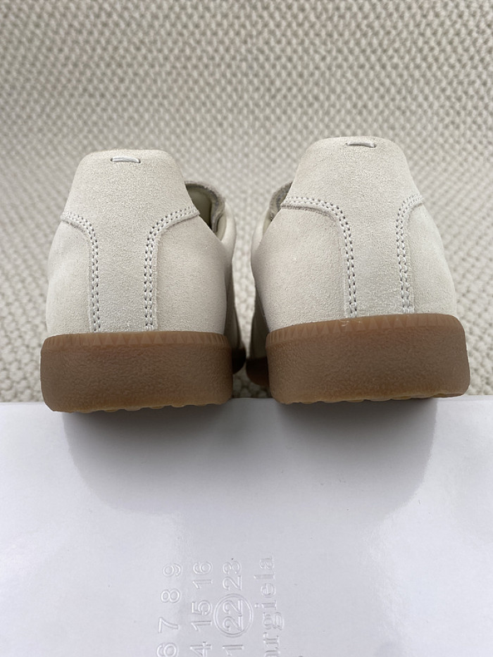 ma*s*n Ma*i*la sneakers