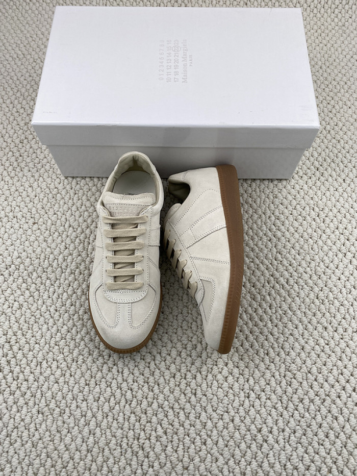 ma*s*n Ma*i*la sneakers