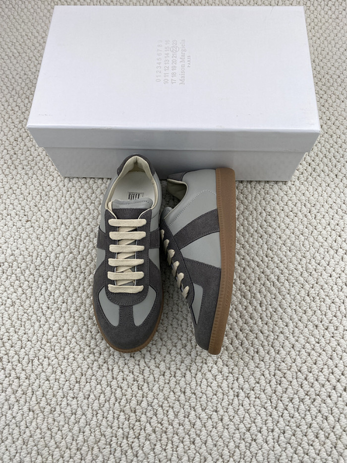 ma*s*n Ma*i*la sneakers