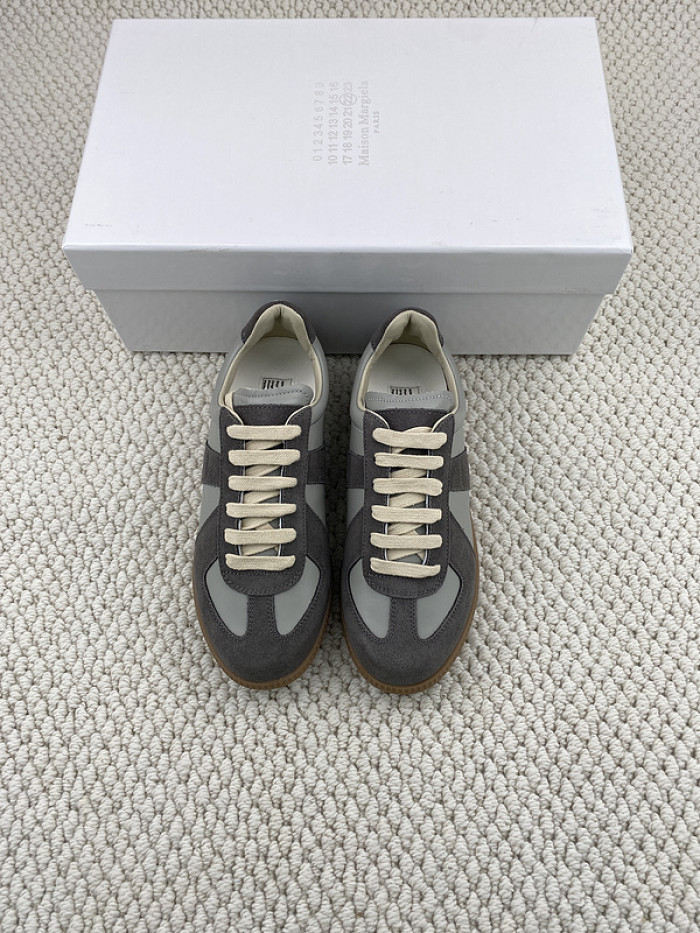 ma*s*n Ma*i*la sneakers