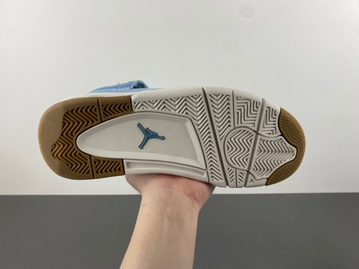 Air Jordan 4 Denim "Worn Blue” IB6716-100