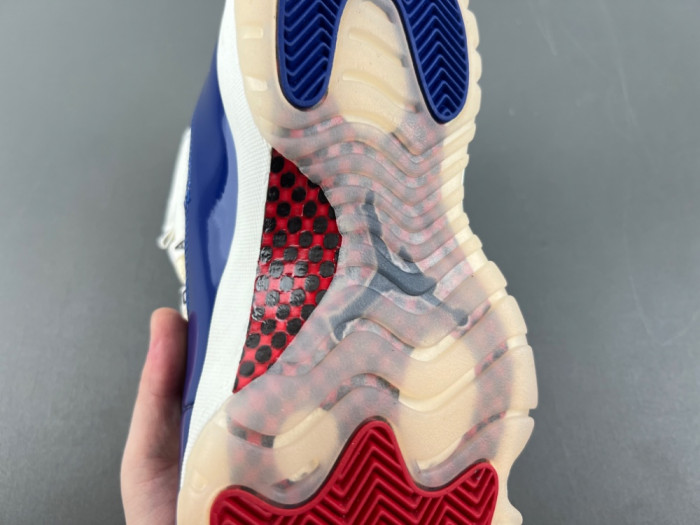 Air Jordan 11 Retro 
