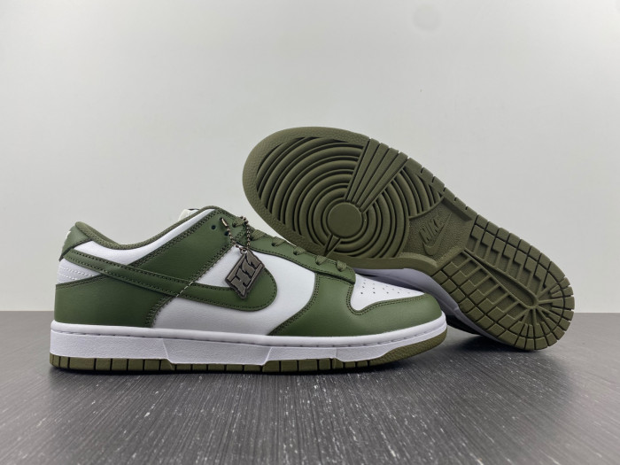 nike dunk low medium olive dd1503-120