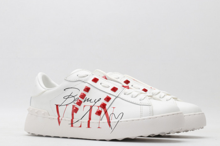 valentino sneakers v109