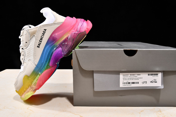 Ba*len*cia*ga triple s trainers clear sole trainer w09o5 8124