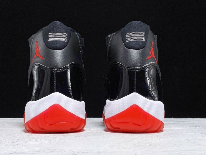 jordan 11 retro playoffs (2019) 378037-061