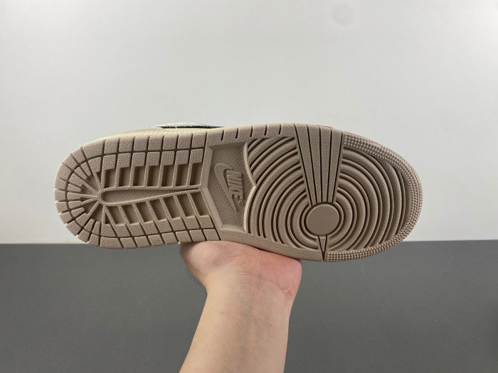 Air Jordan 1 Low “Sanddrift” HQ3440-101