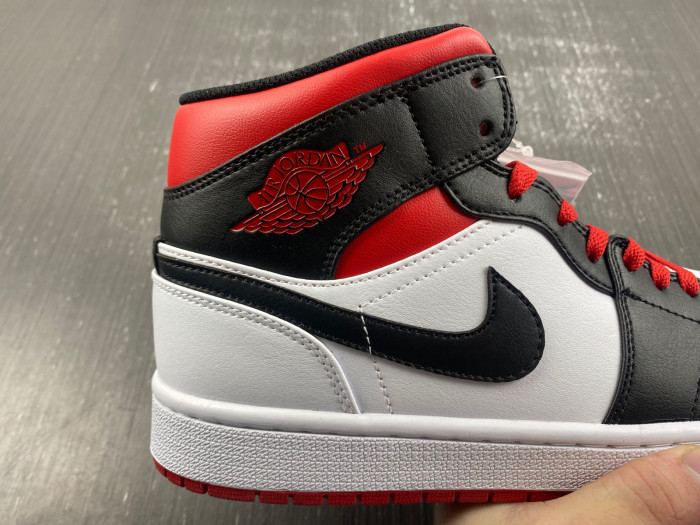 air jordan 1 mid “gym red” dq8426-106
