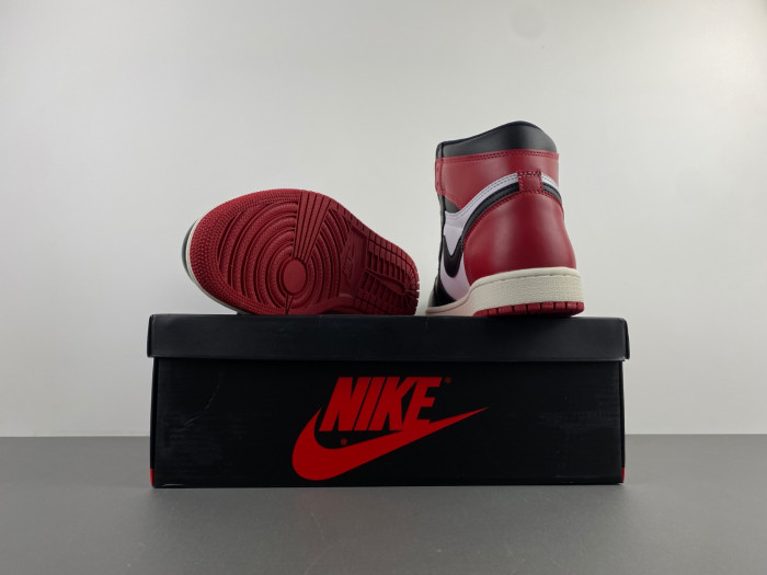air jordan 1 high og “black toe reimagined” dz5485-106