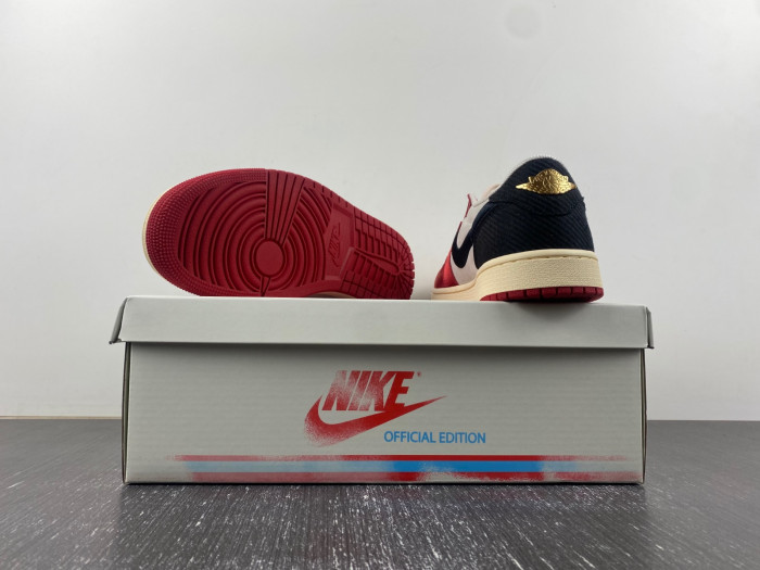 trophy room x air jordan 1 low og “away” fn0432-100