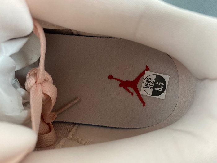 Air Jordan 3 “Valentine’s Day” (W) HJ0178-600