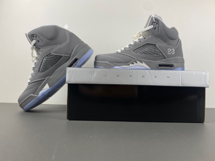 Jordan 5 Retro 