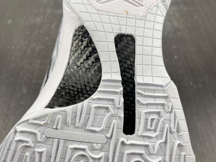 nike kobe 5 zebra db4796-556