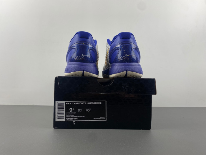 zoom kobe 448693-400