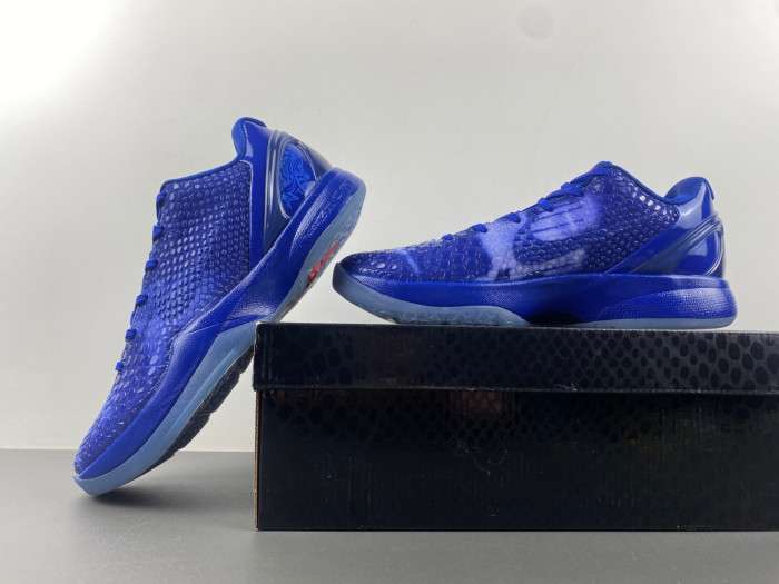 zoom kobe 448693-400