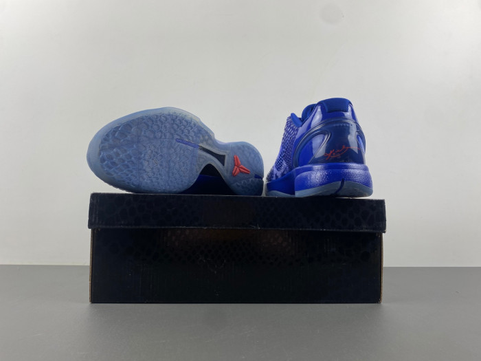 zoom kobe 448693-400