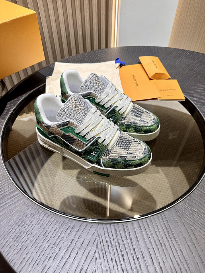 l0vt sneakers