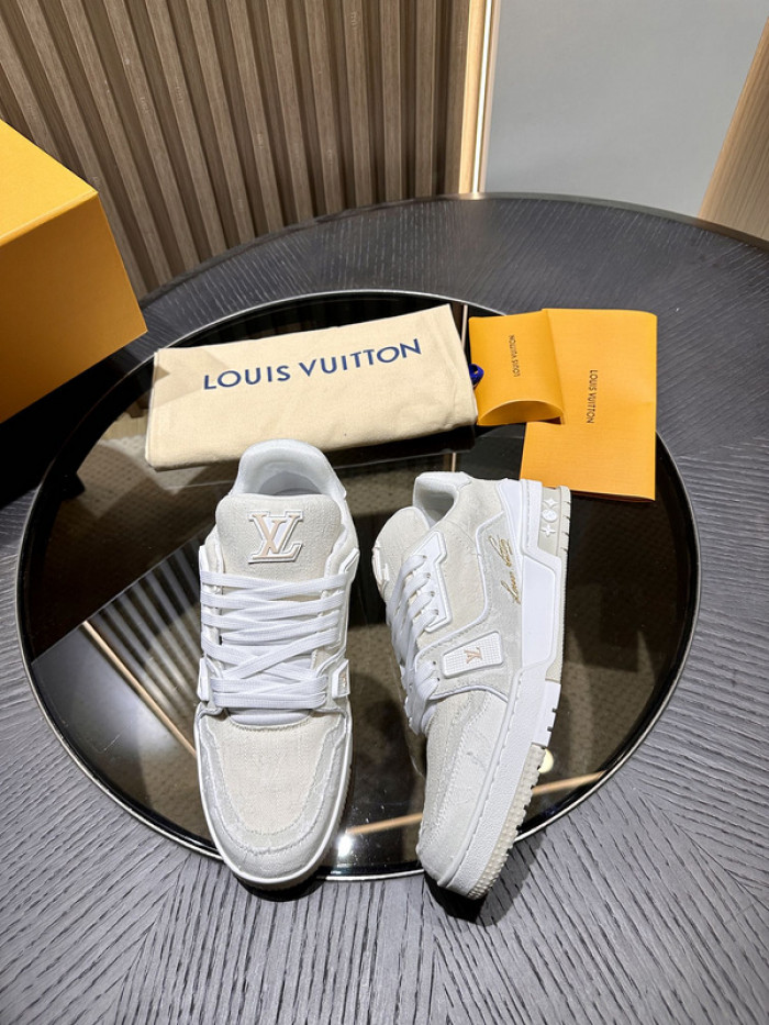 l0vt sneakers