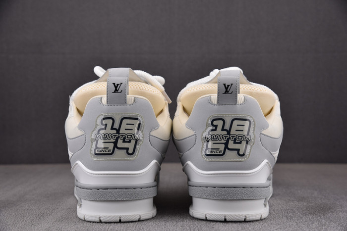 l0vt sneakers