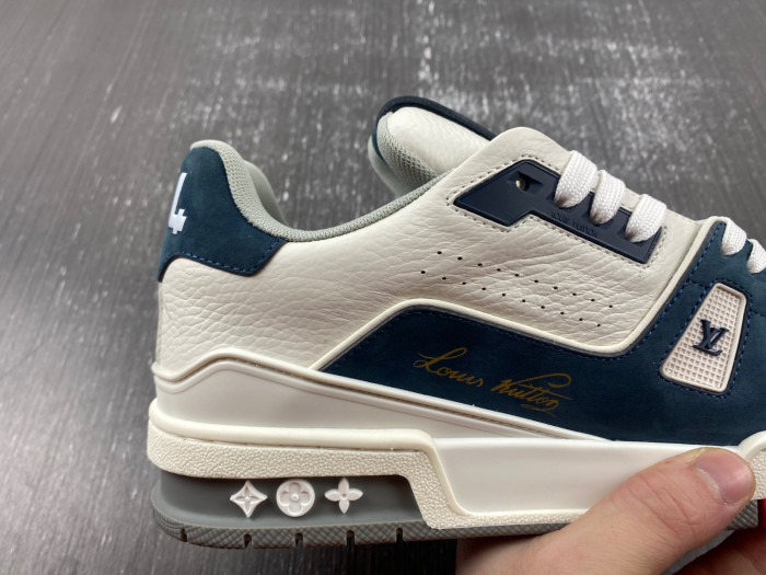 l0vt sneakers