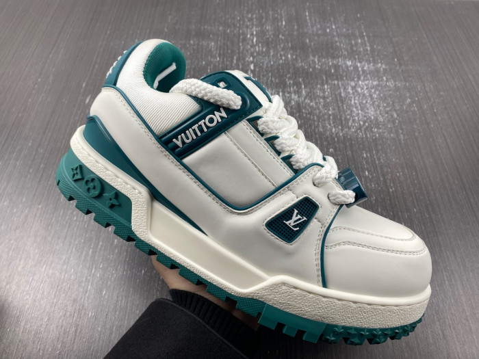 l0vt sneakers