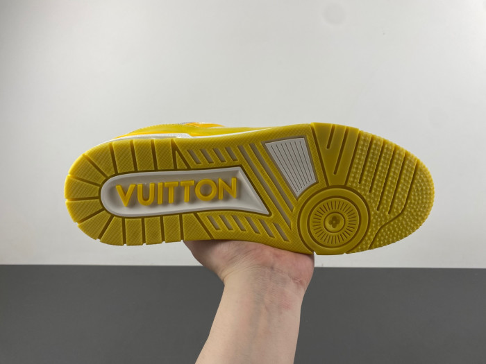 l0vt sneakers