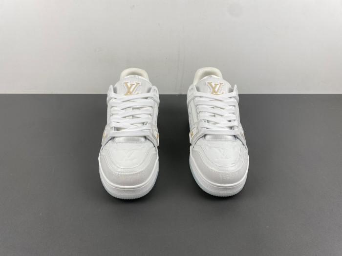 l0vt sneakers