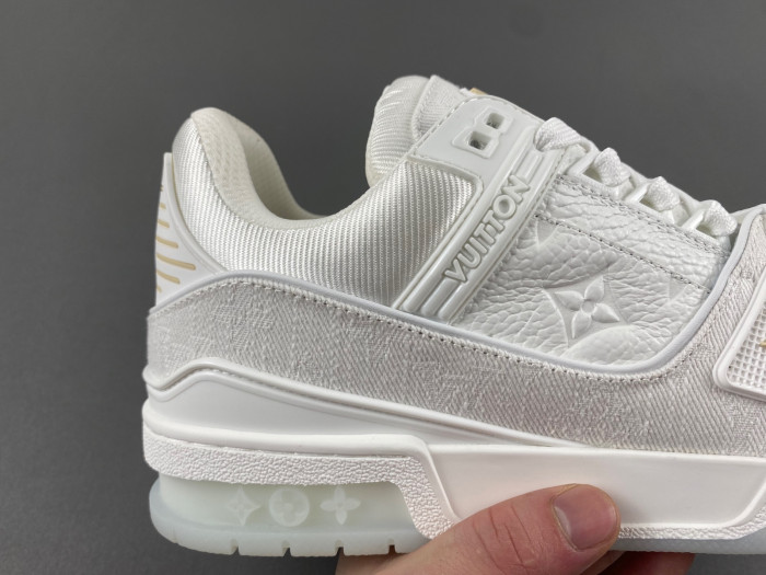 l0vt sneakers
