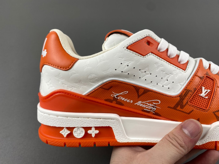 l0vt sneakers