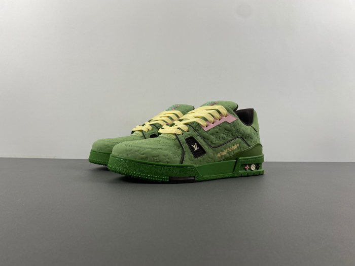 l0vt sneakers