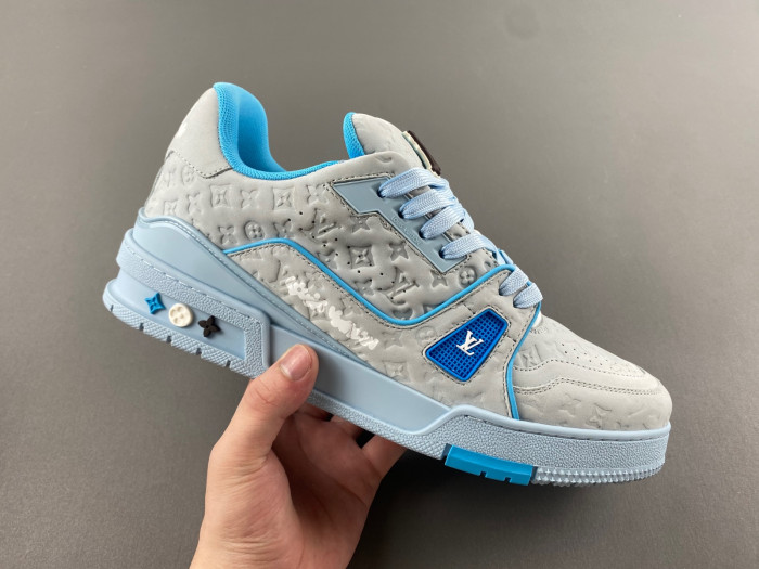 l0vt sneakers