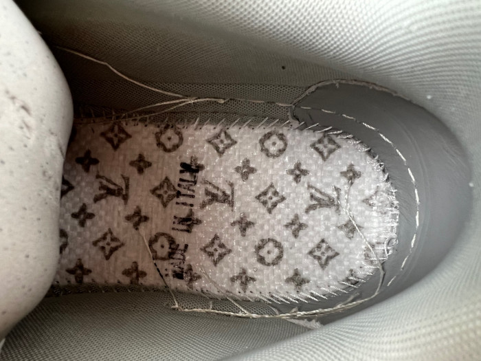 l0vt sneakers