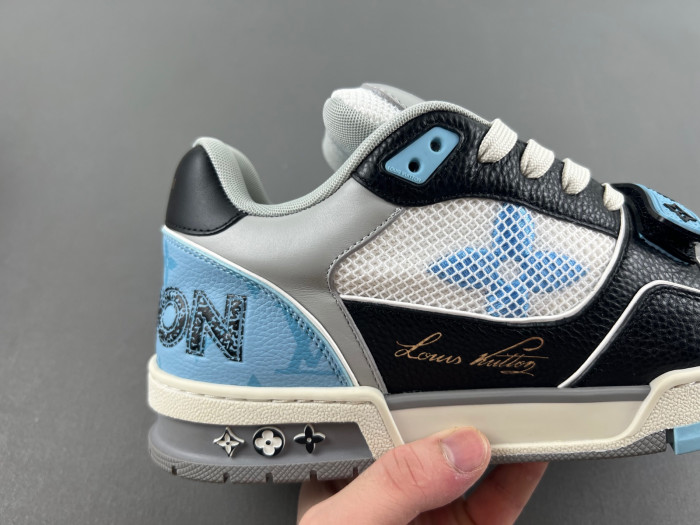 l0vt sneakers