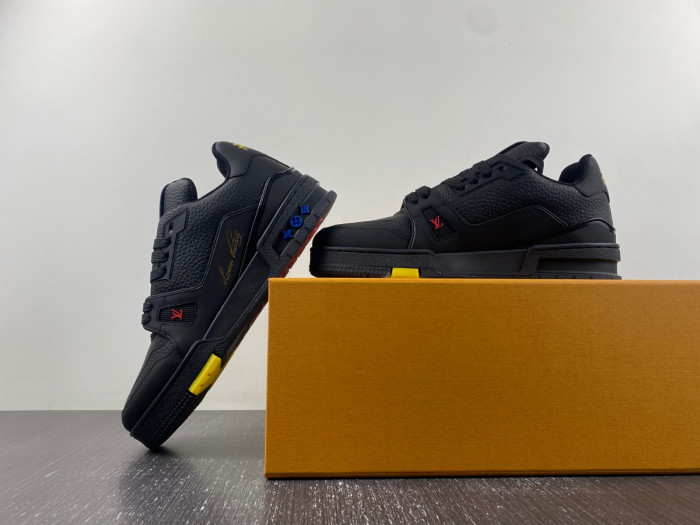 l0vt sneakers