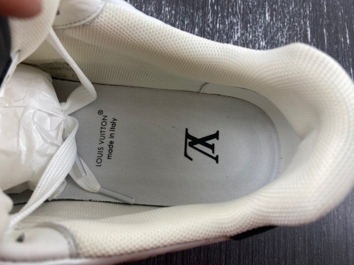 l0vt sneakers