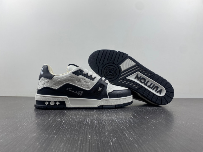 l0vt sneakers