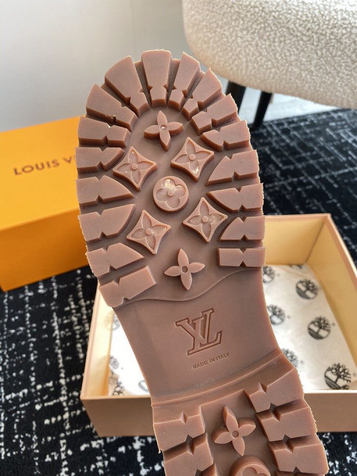 l0vt boots sneakers