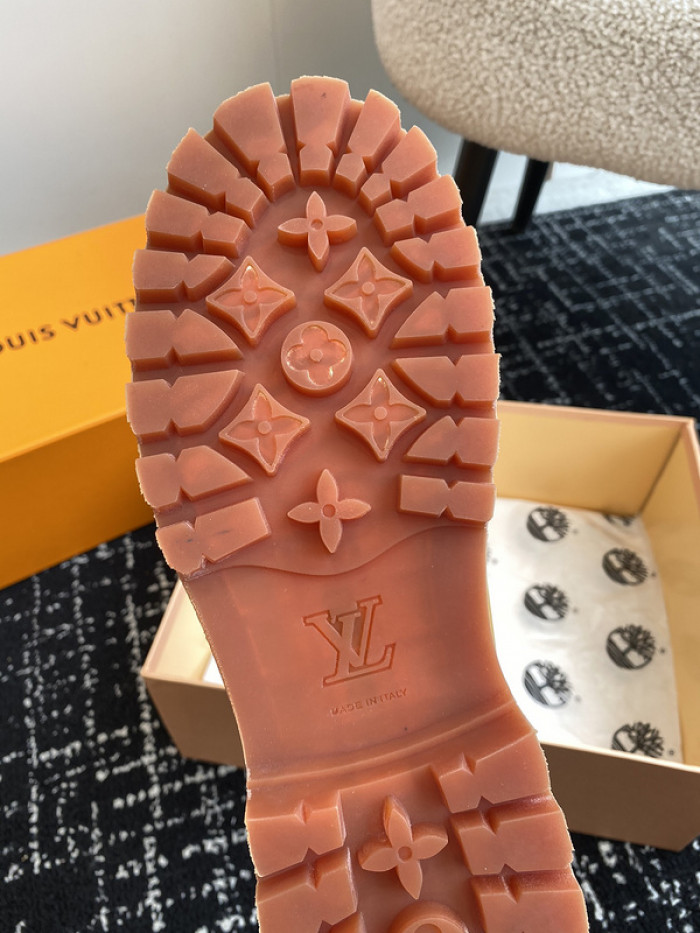 l0vt boots sneakers