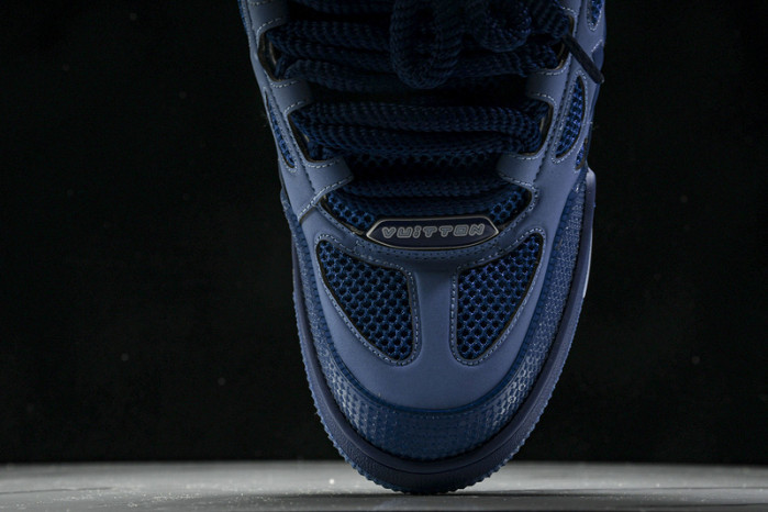 l0vt sneakers