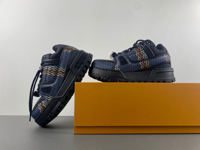 l0vt sneakers