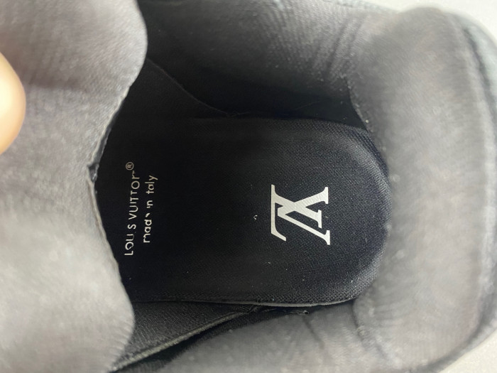 l0vt sneakers