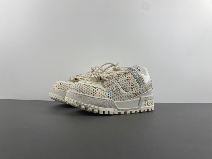 l0vt sneakers