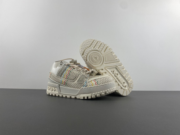 l0vt sneakers