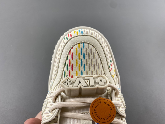 l0vt sneakers