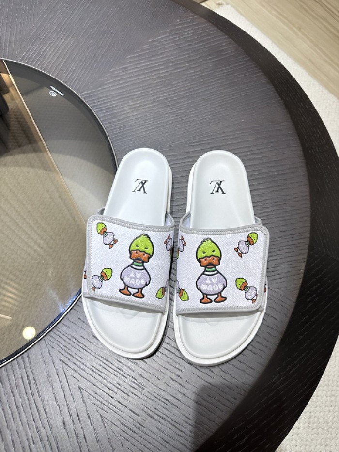 L0VT SANDALS