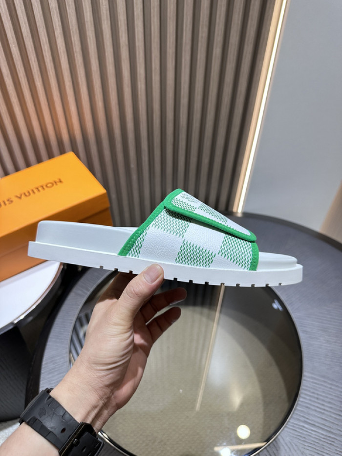 L0VT SANDALS