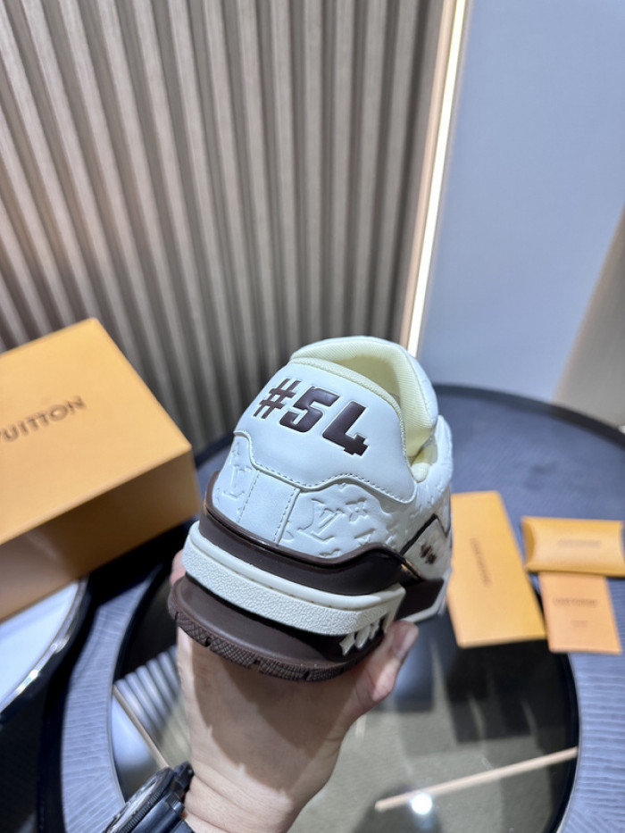 l0vt sneakers