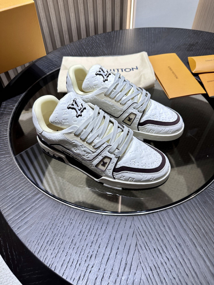 l0vt sneakers
